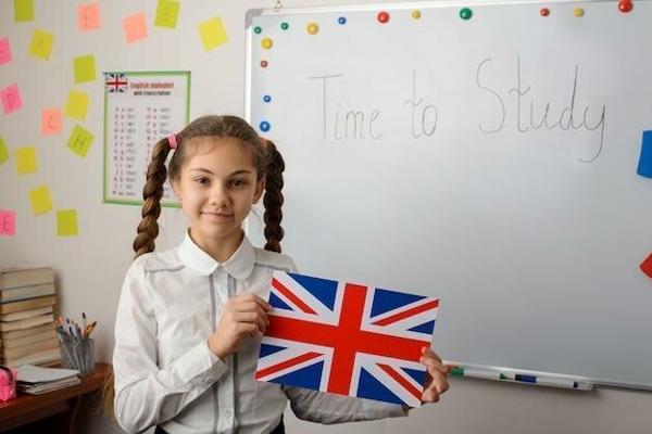 Языковая студия Schola, Берёзовский