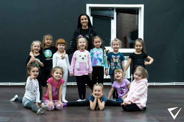 Beat Move, Кинель