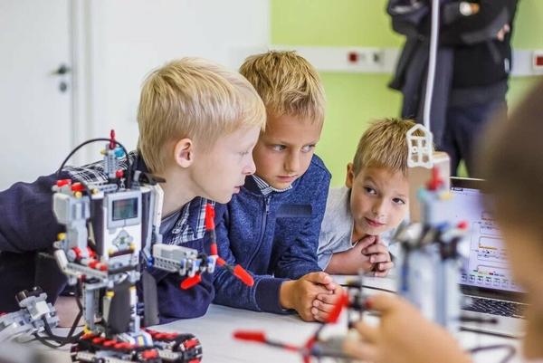 Cyber Kids, Конаково