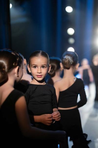 Let’s dance, Рассказово