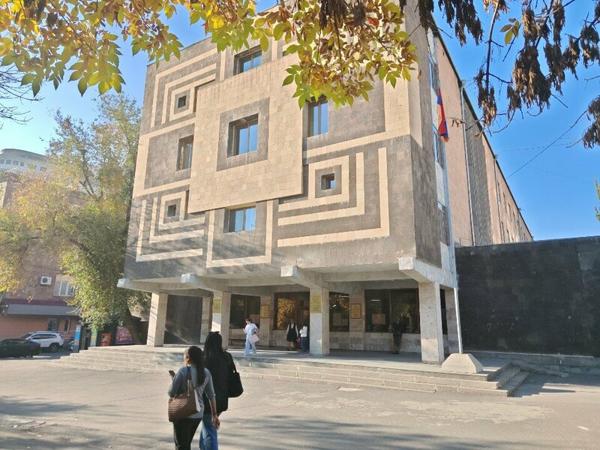 Музыкальная школа имени Александра Спендиаряна, Ереван