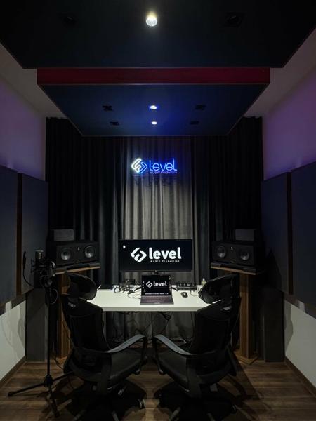 Level Music, Ереван