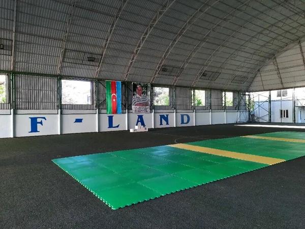 F-Land, Баку