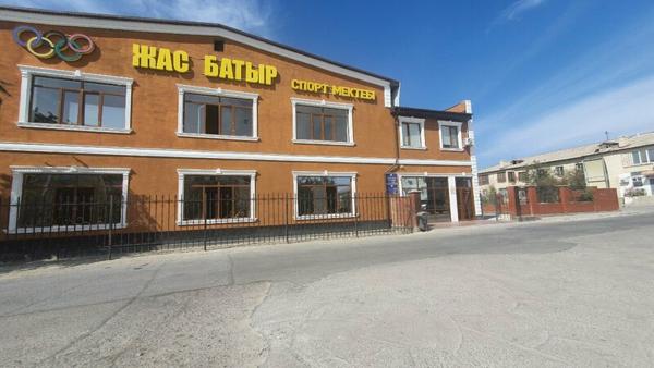 Жас Батыр, Актау