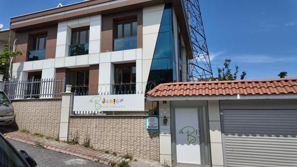 Bahar Teacher Academy, Стамбул