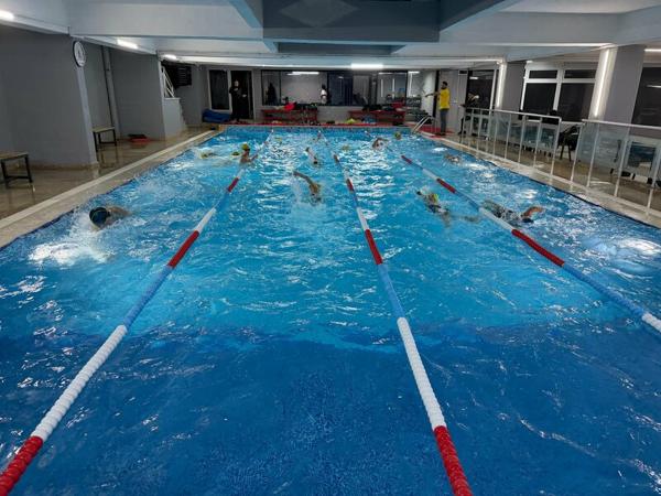 Beylikdüzü Yüzme Kursu, Стамбул