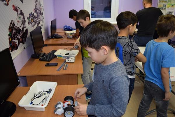 Логотип Муниципальное бюджетное учреждение дополнительного образования Станция технического творчества